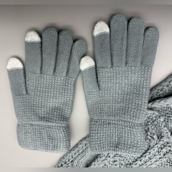 Aneco Womens or Mens Winter Warm Sets Knitted Hat, Gloves, & Loop Scarf - Picture 4 of 9